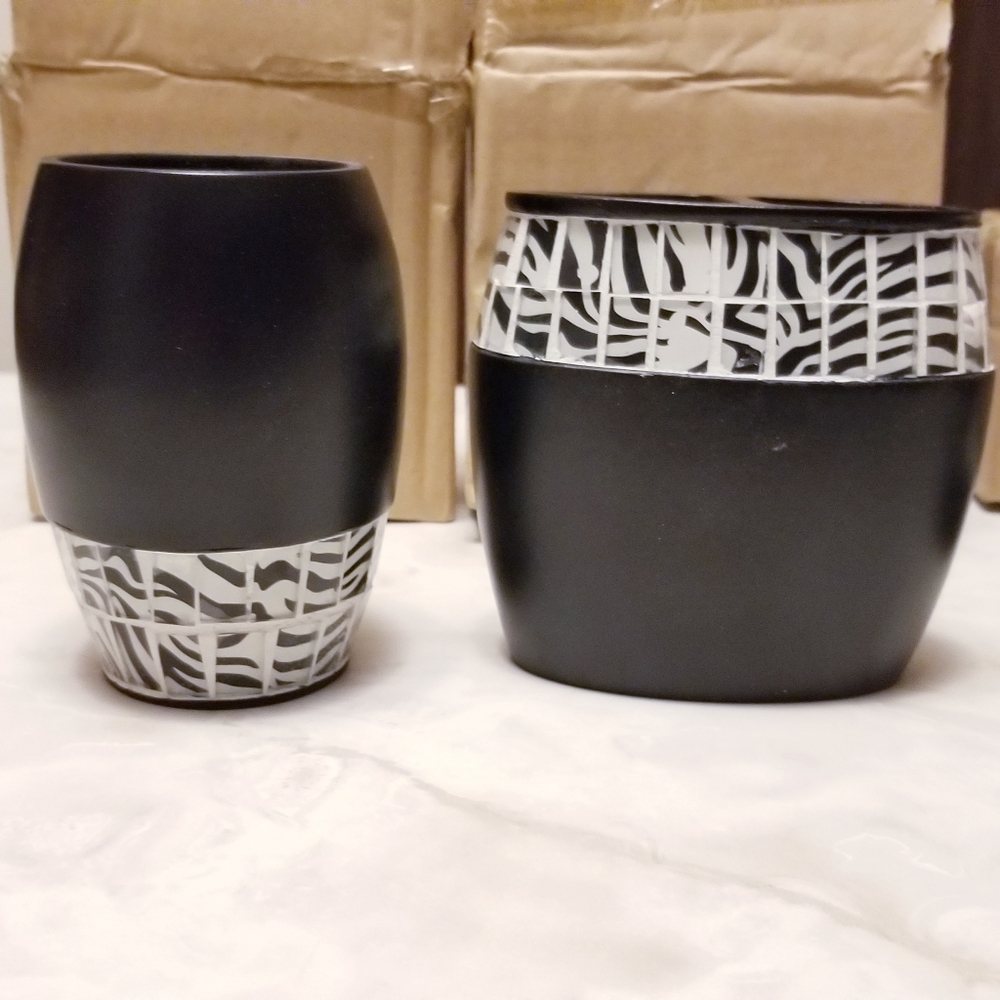 Zebra print bathroom accessories